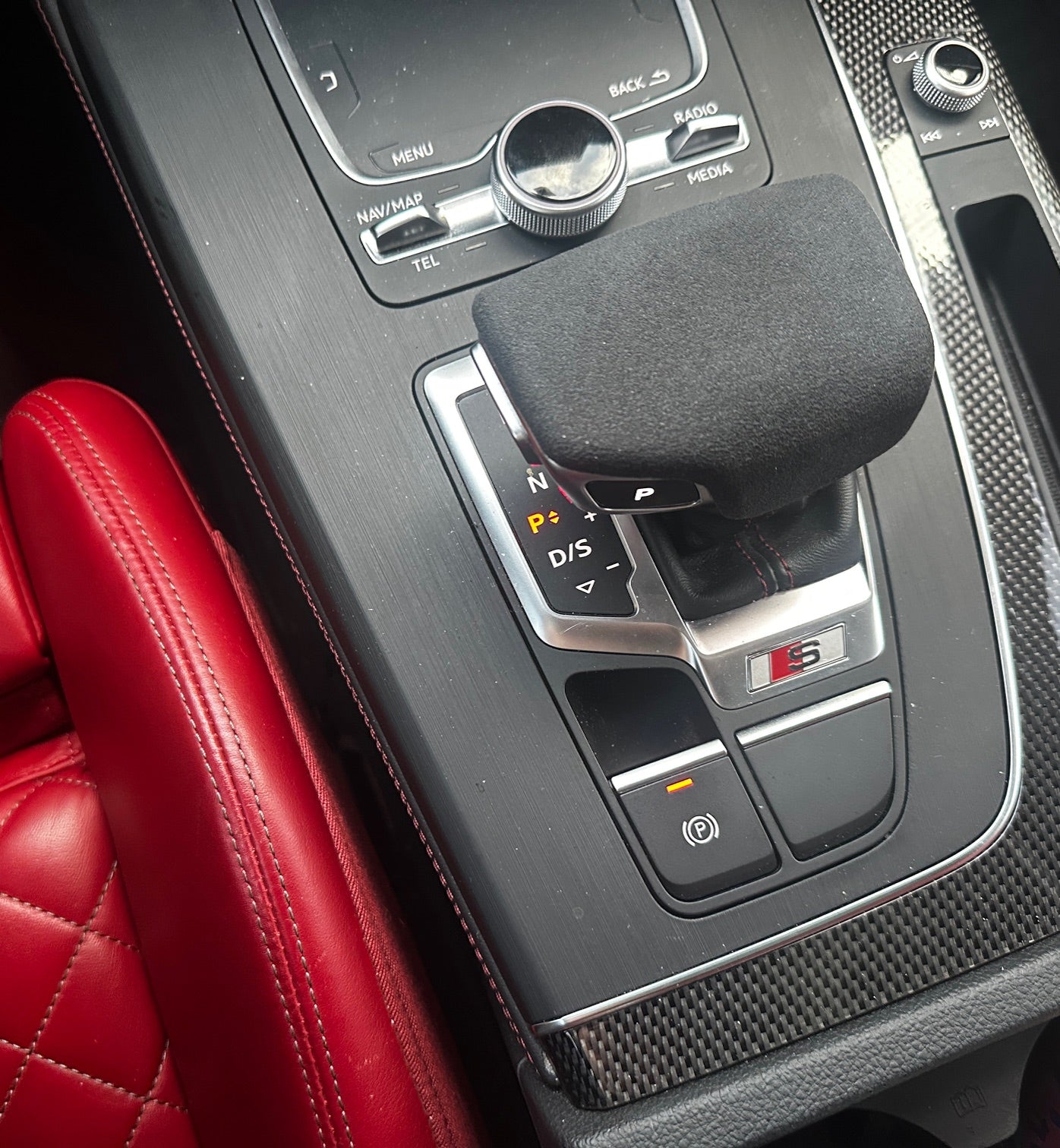 B9 Gear Knob Cover Seude
